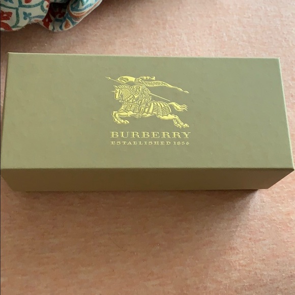 Women’s Burberry BE4199 Black/Grey Sunglasses - Picture 2 of 8